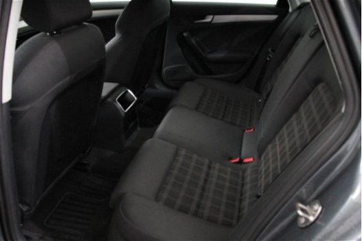 Audi A4 - 2.0 TDIe Business Edition (Navigatie/Blue tooth/Cruise control/LMV) - 1