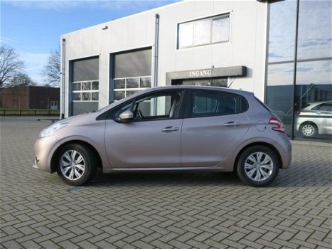 Peugeot 208 - 1.2 VTi Blue Lease Airco /trekhaak - 1