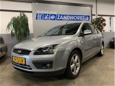 Ford Focus - 1.6-16V Futura