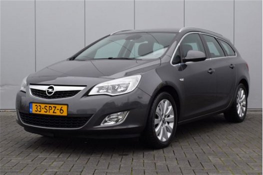 Opel Astra Sports Tourer - 1.7 CDTi Cosmo Navi Ecc Cruise Pdc Trekhaak 17'lmv - 1