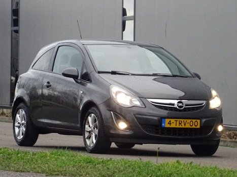 Opel Corsa - 1.4 16V Sport Edition _@ Leer Ecc NL-Auto - 1