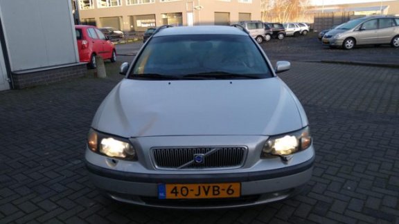 Volvo V70 - 2.4 D5 - 1