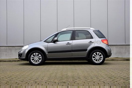 Suzuki SX4 - 1.6 Expressive - 1