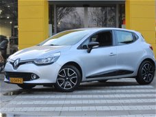 Renault Clio - TCe 90pk Expression / R-Link Navigatie