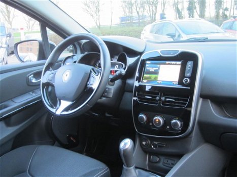 Renault Clio - TCe 90pk Expression / R-Link Navigatie - 1