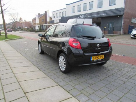 Renault Clio - 1.2 16V Airco/Cruise etc - 1