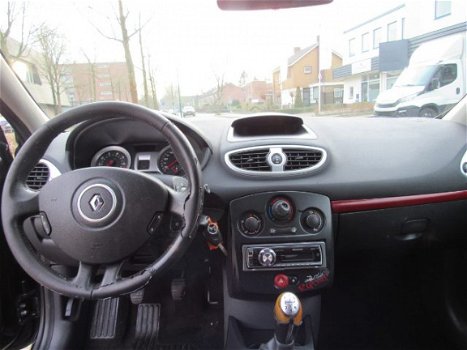 Renault Clio - 1.2 16V Airco/Cruise etc - 1