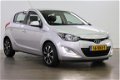 Hyundai i20 - 1.2i 85pk i-Motion |Lichtmetaal |Airco |Trekhaak - 1 - Thumbnail