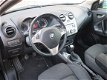 Alfa Romeo MiTo - 0.9 TwinAir Distinctive | LM | Clima | PDC | - 1 - Thumbnail