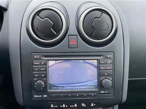 Nissan Qashqai - 2.0 Connect Edition , panoramadak , airco , stoelverwarming - 1