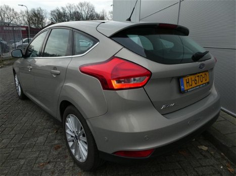 Ford Focus - 1.0 EcoBoost 125pk 5-deurs Titanium Edition - 1