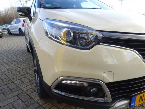 Renault Captur - TCe 90PK XMOD Navi/Leder/Parkeerhulp - 1