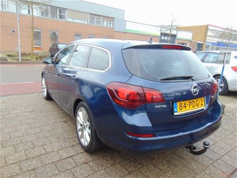 Opel Astra Sports Tourer - 1.7 CDTI 92KW COSMO - 1