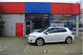 Toyota Auris - 1.8 FULL HYBRID 5DR DYNAMIC SUNROOF - 1 - Thumbnail