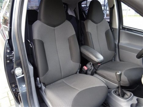 Toyota Aygo - 1.0-12V Comfort Navigator - 1