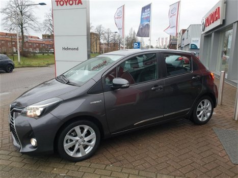 Toyota Yaris - 1.5 Hybrid Dynamic Navi CVT 5D 100pk - 1