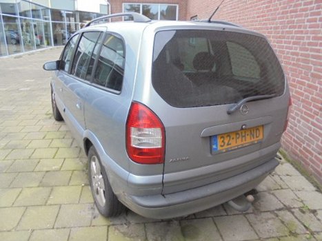 Opel Zafira - 2.2 DTI Maxx/Navi/Trekhaak/R.A.SCHADE - 1