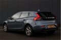 Volvo V40 - 1.6 D2 Momentum Navigatie/Parkeersensor/Winterset/1e eigenaar - 1 - Thumbnail