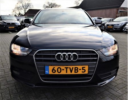 Audi A4 Avant - 3.0 TDI Pro Line Business | AUT | Navigatie | Leder | Climatronic Airco | Trekhaak | - 1