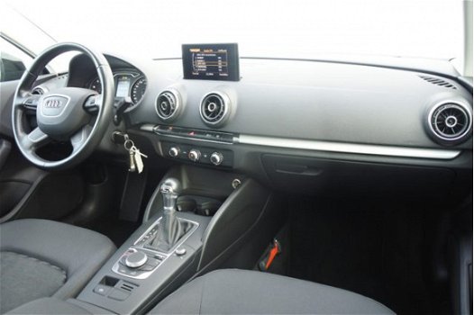 Audi A3 Limousine - 1.4 TFSI CoD Attraction Pro Line Geen import/ Dealer onderh/ Navi/ Cruise-ctr/ P - 1