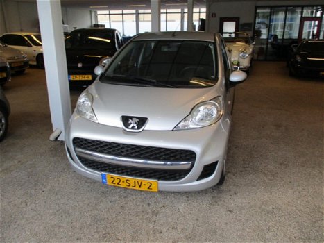 Peugeot 107 - 1.0-12V XS - 1