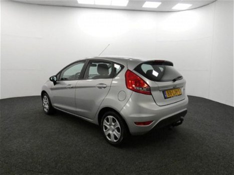 Ford Fiesta - 1.25 Limited 60pk | Airco | Elektrische ramen | All Season banden | Metallic lak | - 1