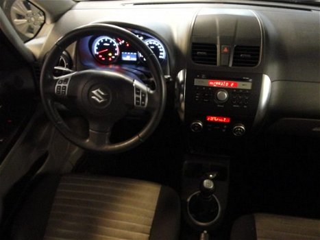 Suzuki SX4 - 1.6 5DR EXCLUSIVE - 1