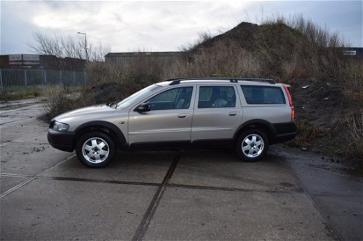 Volvo V70 Cross Country - 2.4 T Comfort Line - 1