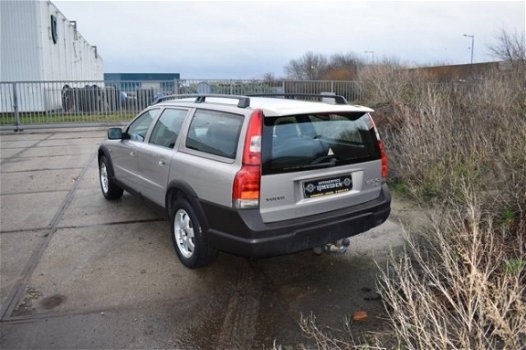 Volvo V70 Cross Country - 2.4 T Comfort Line - 1