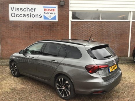 Fiat Tipo Stationwagon - S-DESIGN 1.4 T-JET 120PK | NAVIGATIE | LEER - 1