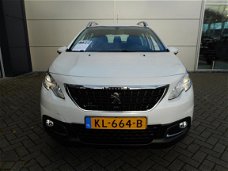 Peugeot 2008 - 1.2 PureTech 82pk Blue Lion | | NAVIGATIE |