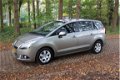 Peugeot 5008 - 1.6 e-HDi Automaat, 7-persoons - 1 - Thumbnail