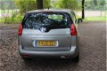 Peugeot 5008 - 1.6 e-HDi Automaat, 7-persoons - 1 - Thumbnail