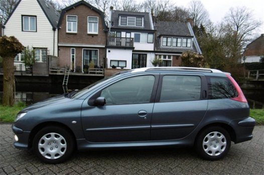 Peugeot 206 SW - 1.4 Air-line 3 Airco 2e eigenaar 159.000km - 1