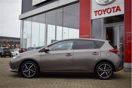 Toyota Auris - 1.8 Hybrid Dynamic 122pk Automaat | Stoelverwarming | Navigatie | Cruise control | Tr - 1