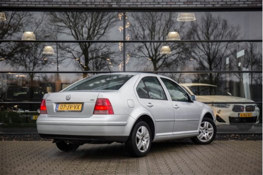 Volkswagen Bora - 2.0 Comfortline , Lichtmetalen wielen, Elektrisch verstelbare buitenspiegels, - 1