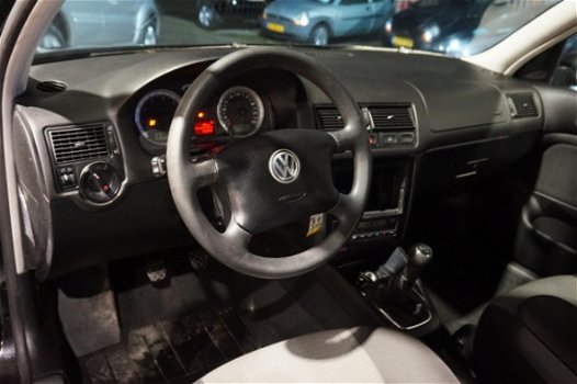 Volkswagen Golf - 1.6-16V Airco/Cruise/Nieuw Apk - 1