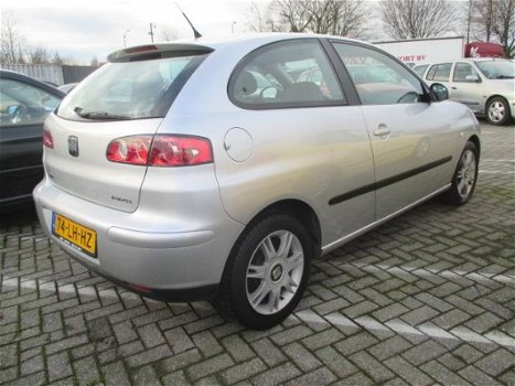 Seat Ibiza - 1.4-16V Signo - 1