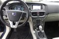 Volvo V40 - T4 MOMENTUM, Automaat, Parkeer camera, Navigatie, telefoon - 1 - Thumbnail