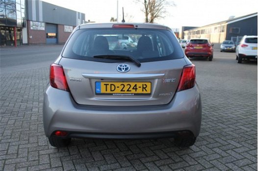 Toyota Yaris - 1.5 Hybrid Lease NAVI / CAMERA / ALL-SEASON BANDEN - 1