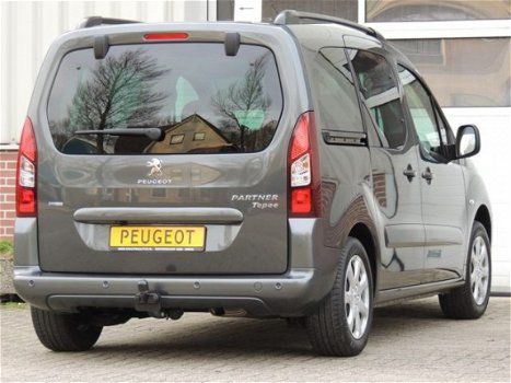 Peugeot Partner Tepee - 1.2 PURE TECH 110PK AIRCO ECC CAMERA TREKHAAK PDC VOOR+ACHTER - 1