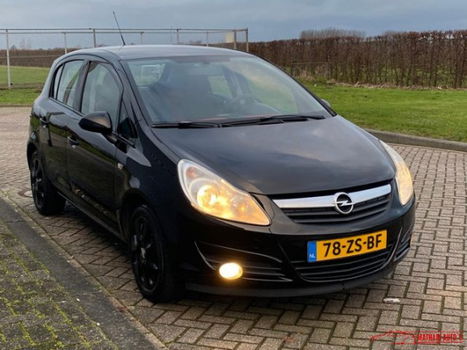 Opel Corsa - 1.4-16V Cosmo - 1