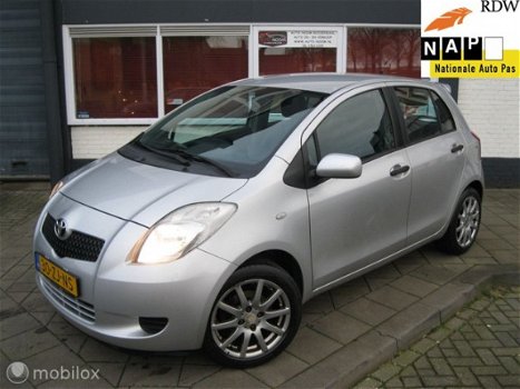 Toyota Yaris - 1.0 VVTi Idols 2EIG AIRCO/LEDER/N.A.P. KM-GARANTIE ✔️ - 1