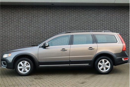 Volvo XC70 - 2.4 D5 Summum | Climate-line | Audio-line premium | - 1