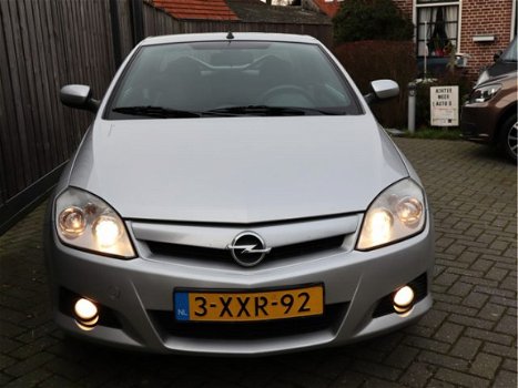 Opel Tigra TwinTop - Cabriolet 1.4-16V Enjoy Elektrische Kap, Airco, 1/2Leer - 1