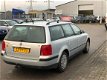 Volkswagen Passat Variant - 1.9 TDI Trendline - 1 - Thumbnail