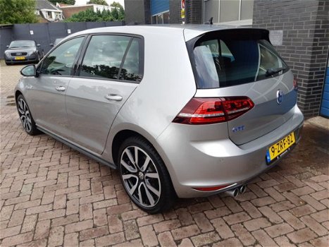 Volkswagen Golf - 1.4 TSI GTE Navi/Camera/18`LM Velgen Incl. BTW - 1