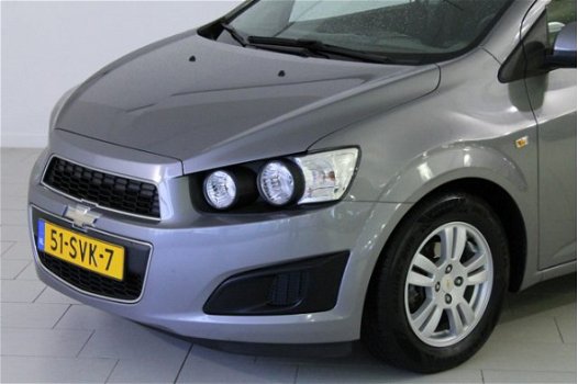 Chevrolet Aveo - 1.2 LT | AIRCO | CRUISE-CONTROL | BLUE-TOOTH | DEALER ONDERHOUD | ETC - 1