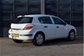 Opel Astra - 1.9 CDTi Essentia * 5 DEURS * AIRCO * EXPORT - 1 - Thumbnail