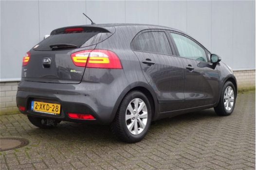 Kia Rio - 1.2 CVVT EXECUTIVELINE CLIMA | LMV | TREKHAAK | CV | RIJKLAAR - 1